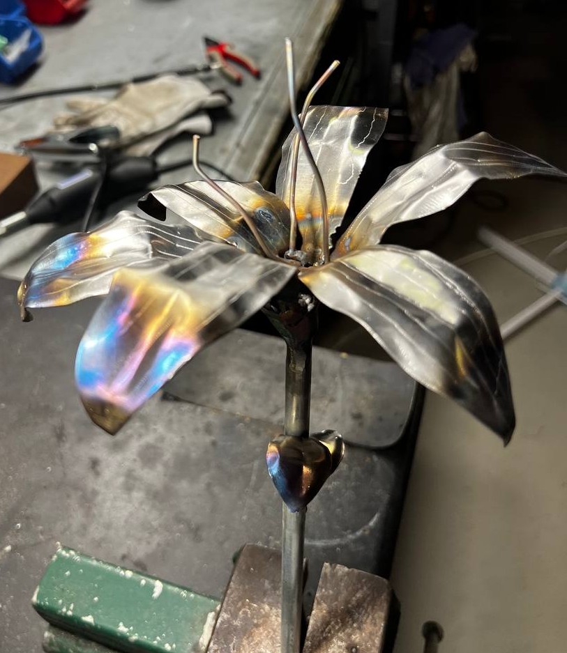 Welded Steel Lily